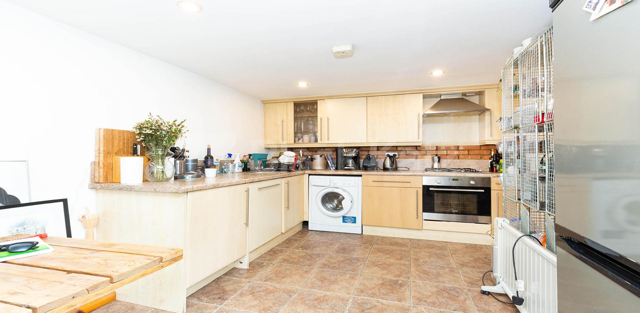 			VIRTUAL TOUR AVAILABLE!, 2 Bedroom, 1 bath, 1 reception Maisonette			 EAGLE HOUSE-EAGLE WHARF ROAD, OLD STREET-SHOREDITCH